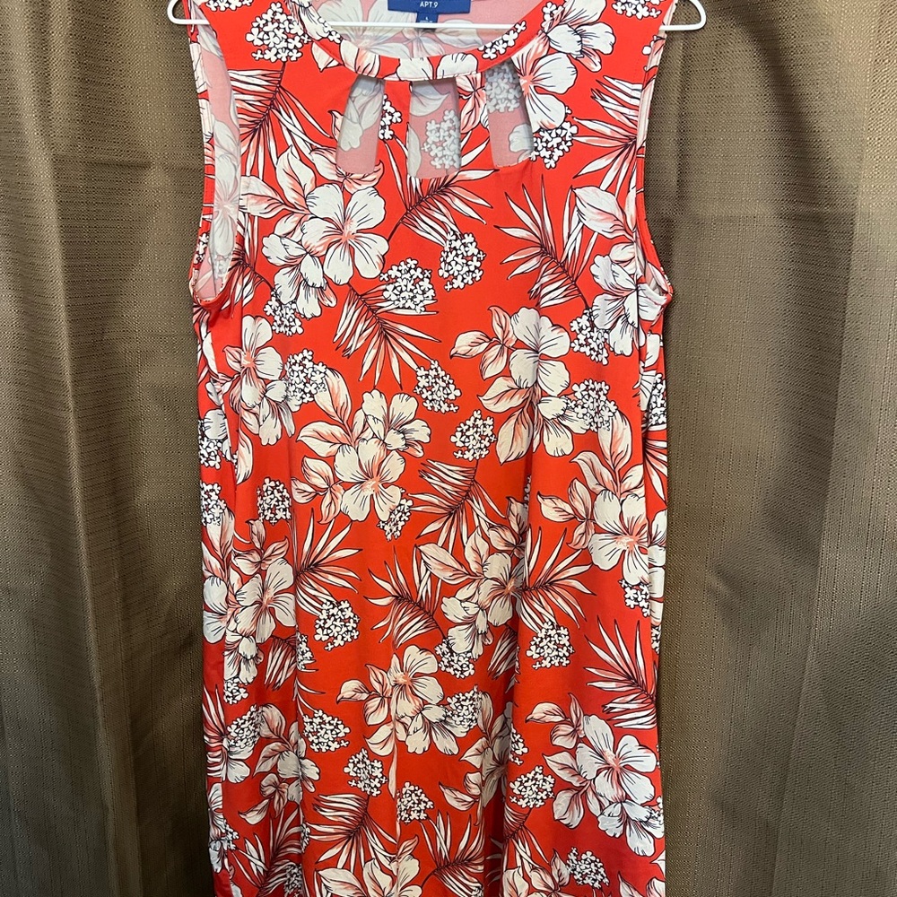 Apt. 9 Coral Floral Sleeveless Shift Dress with White Blooms